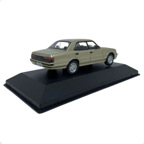 Coleção Chevrolet Série Ouro: Opala Diplomata Collectors (1992) - Escala 1:43 - Edição 01