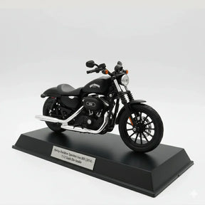Miniatura Harley-Davidson (2014) Sportster Iron 883 - Maisto 1:12