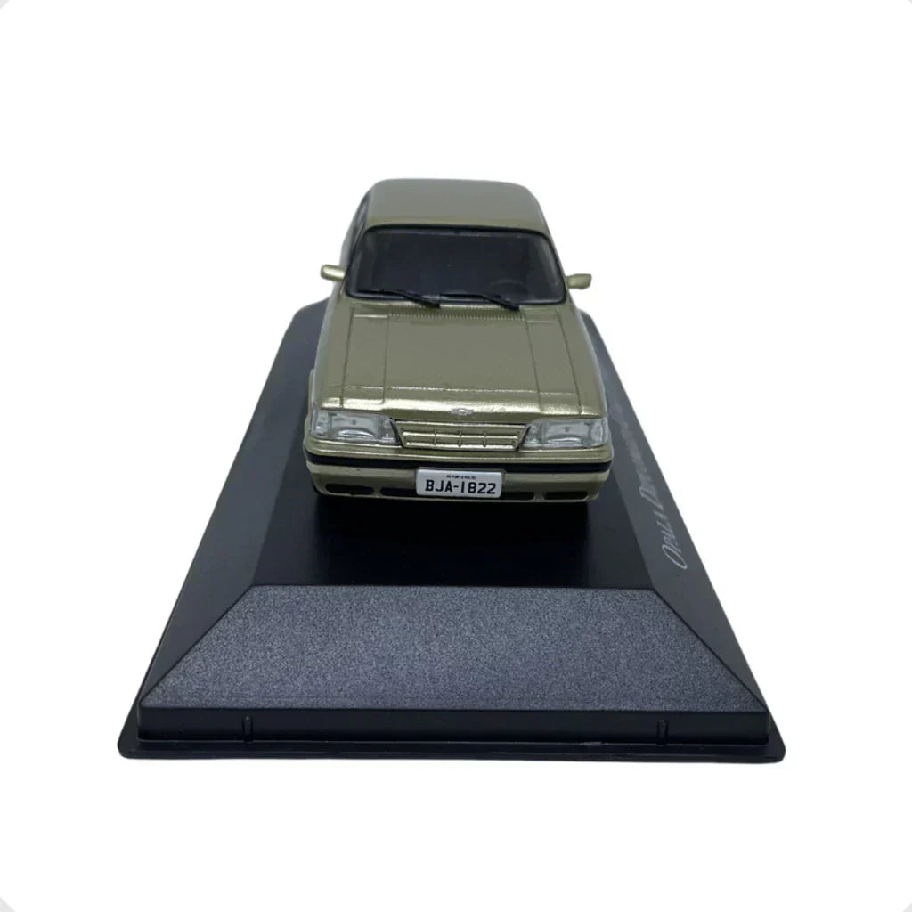 Coleção Chevrolet Série Ouro: Opala Diplomata Collectors (1992) - Escala 1:43 - Edição 01