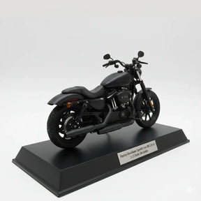 Miniatura Harley-Davidson (2014) Sportster Iron 883 - Maisto 1:12