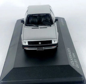 Miniatura White Box - Volkswagen Gol BX (1984) - Escala 1:43 - Cinza