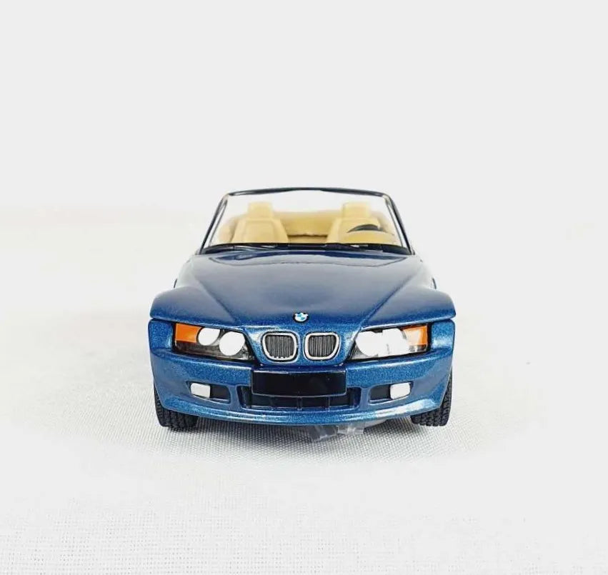 BMW Z3 007 Tomorrow Never Dies James Bond - Escala 1:36 - Azul